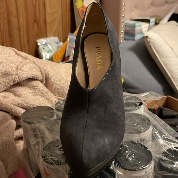 Prada bootie heels - Picture 2 of 6